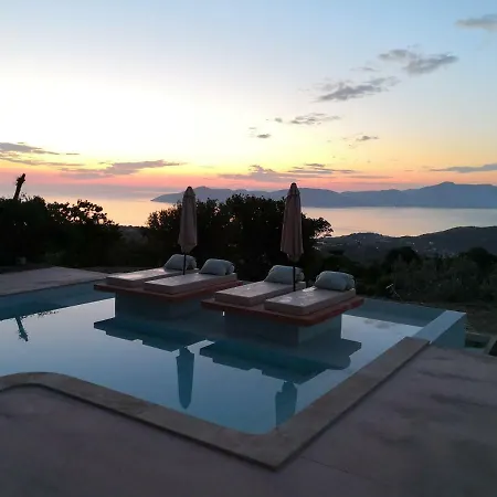 Angio Villa Moni Evaggelistrias