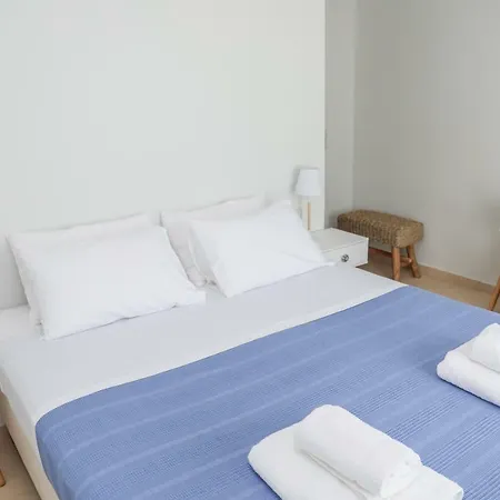 Angio فيلة Moni Evaggelistrias