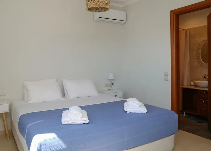 빌라 Angio Moni Evaggelistrias