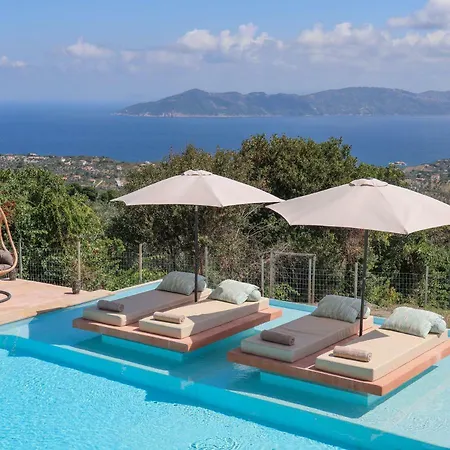 Angio * Moni Evaggelistrias