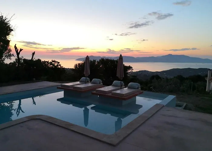 Angio Villa Moni Evaggelistrias